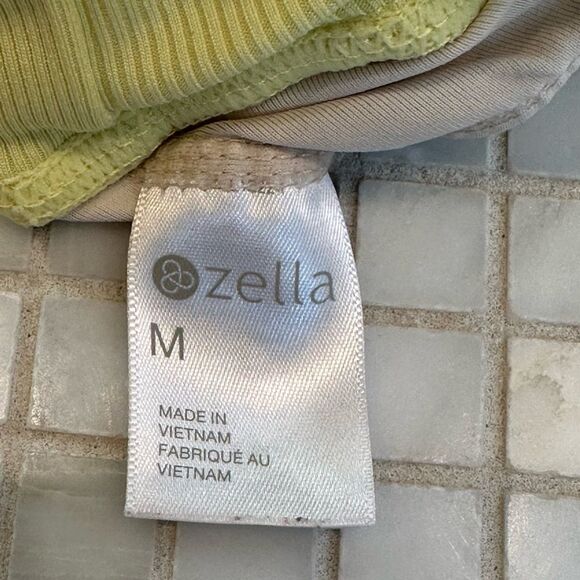 Zella Yellow 3 inch Women’s Athletic Shorts - Picture 10 of 11